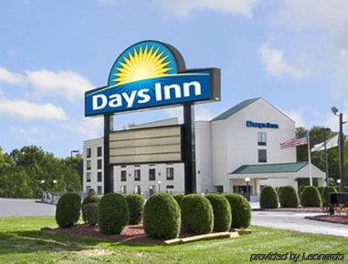 Travelodge West Springfield Bagian luar foto